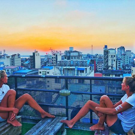 The Lodge Yangon Hostel Ngoại thất bức ảnh