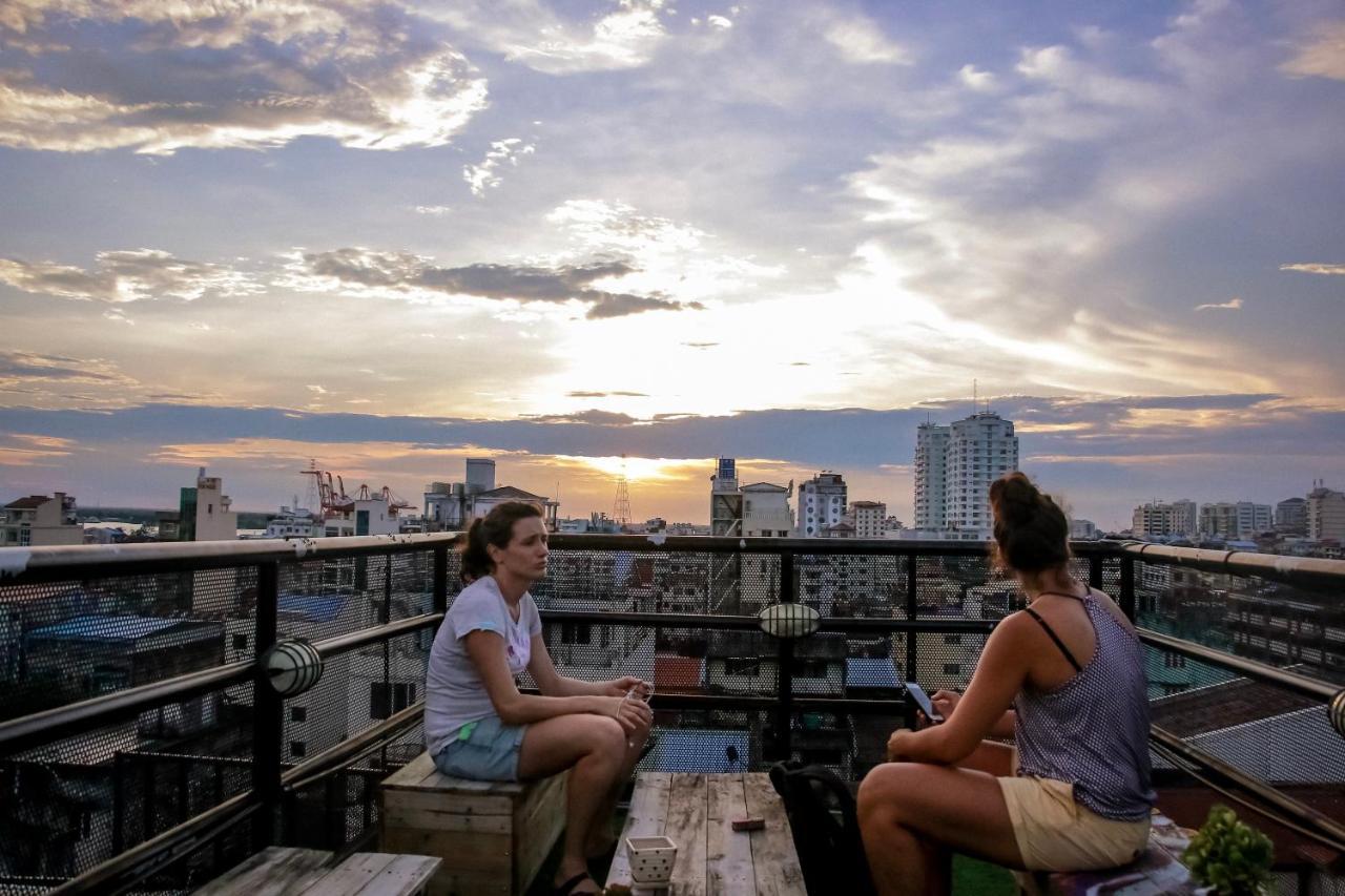 The Lodge Yangon Hostel Ngoại thất bức ảnh