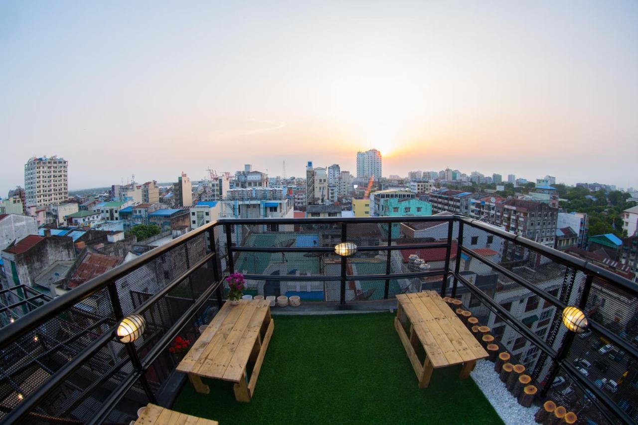 The Lodge Yangon Hostel Ngoại thất bức ảnh
